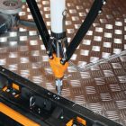 1740AN Erősített kétkezes szegecshúzó 5 darab tartalék betéttel