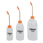 1755C 500  Olajozó műanyagkanna, ívelt csővel