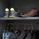 C45PRO A1/RB600 Polc a C45PRO AS1 szerszámszekrényhez, ruhatartó sínnel