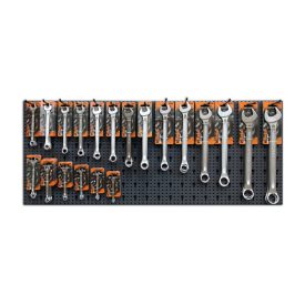   6600 M/14K 150 darab szerszámból álló készlet szerszámtartóval, fal nélkül