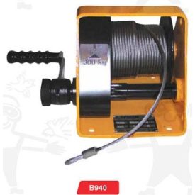   Csörlő 20m acélsodronnyal, max, 300 kg súlyú tárgy mozgatására B940-es