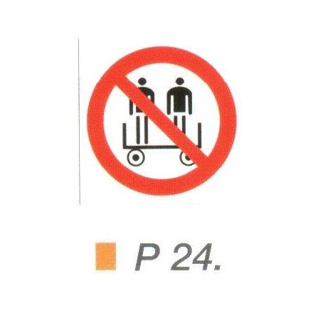 Kocsin utazni tilos! P24
