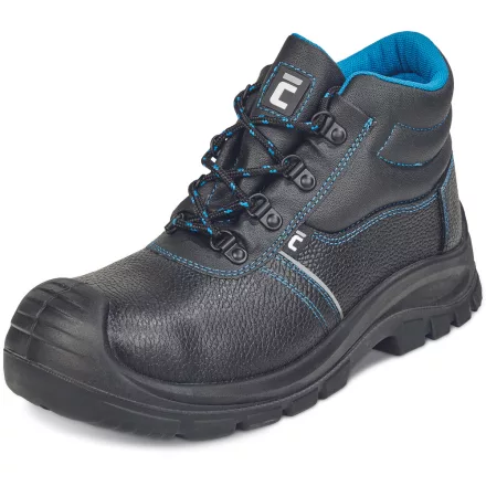 crv_0202061560035 RAVEN XT S3 SRC bakancs 35 fekete